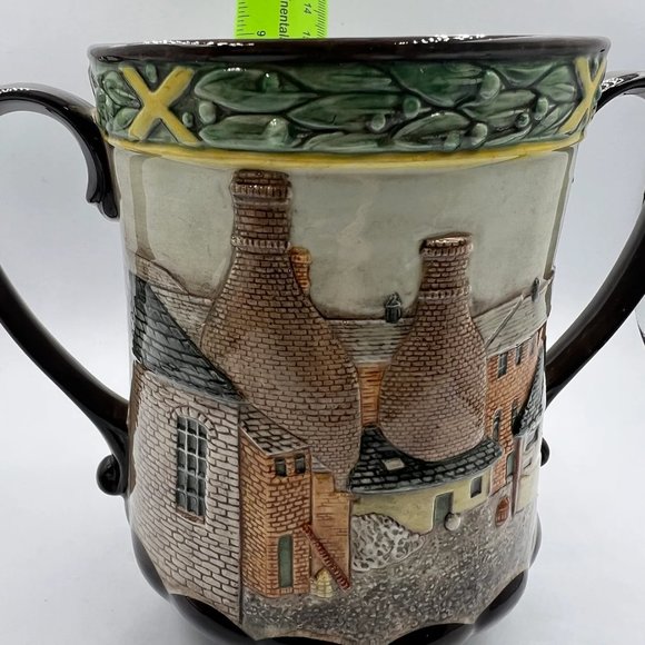 Royal Doulton Large Cup D6696 Pottery In The Past Collectors Club 1982 - Picture 9 of 9